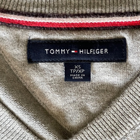 Tommy Hilfiger Gray Spade Design Sweater Size XS - Picture 6 of 8